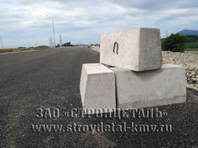 Блок бетонный Б-2, лотка прикромочного, дорожного водоотвода